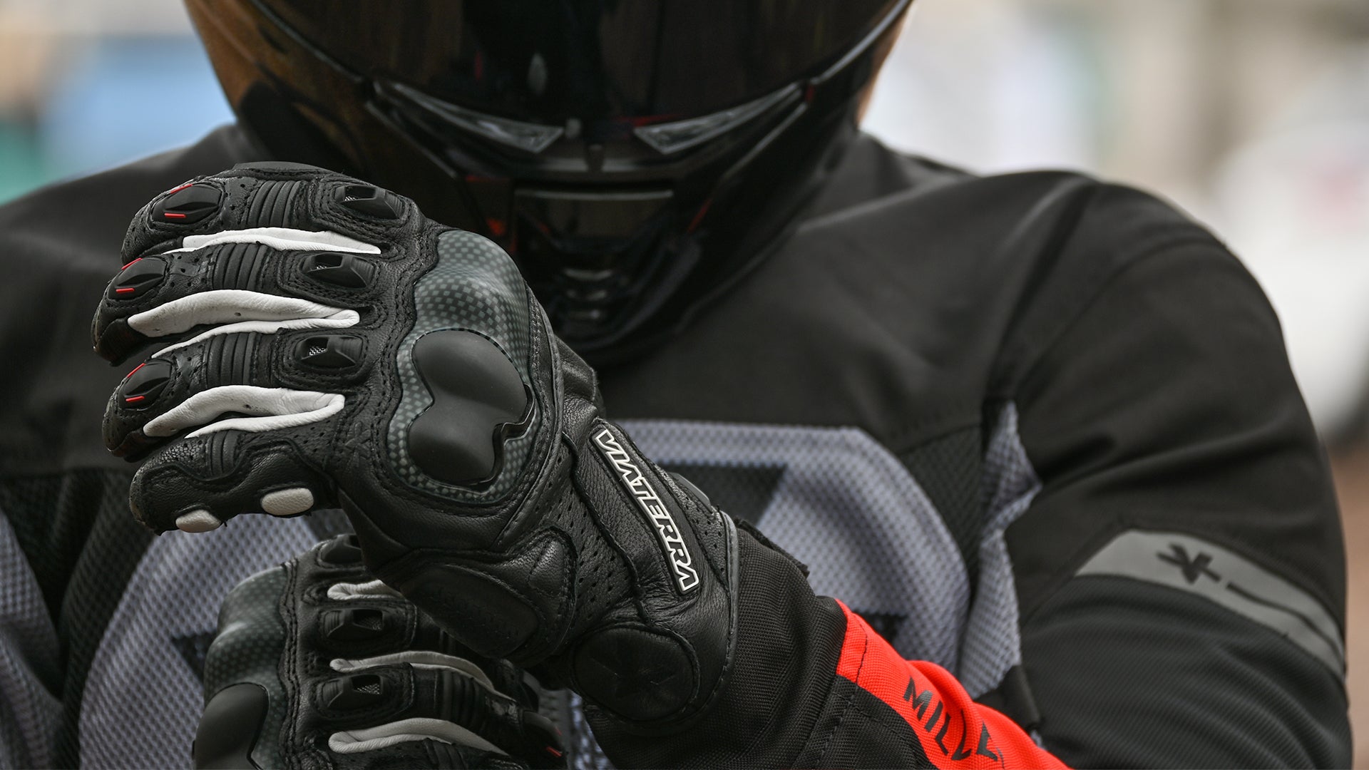 DAILY COMMUTE COLLECTION – ViaTerra Gear