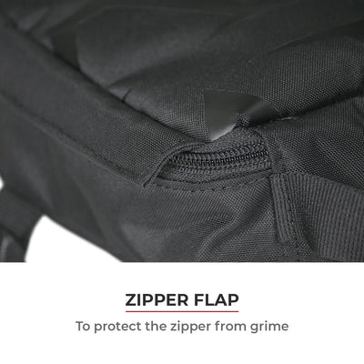 ViaTerra enduro trailpack has zipper flap