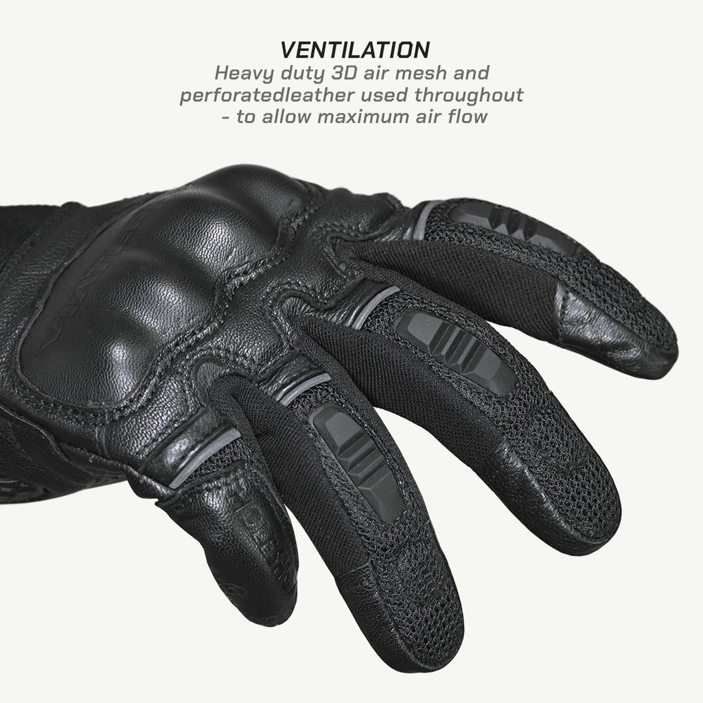 color_common Black motorcycle glove with text highlighting ventilation features on a white background