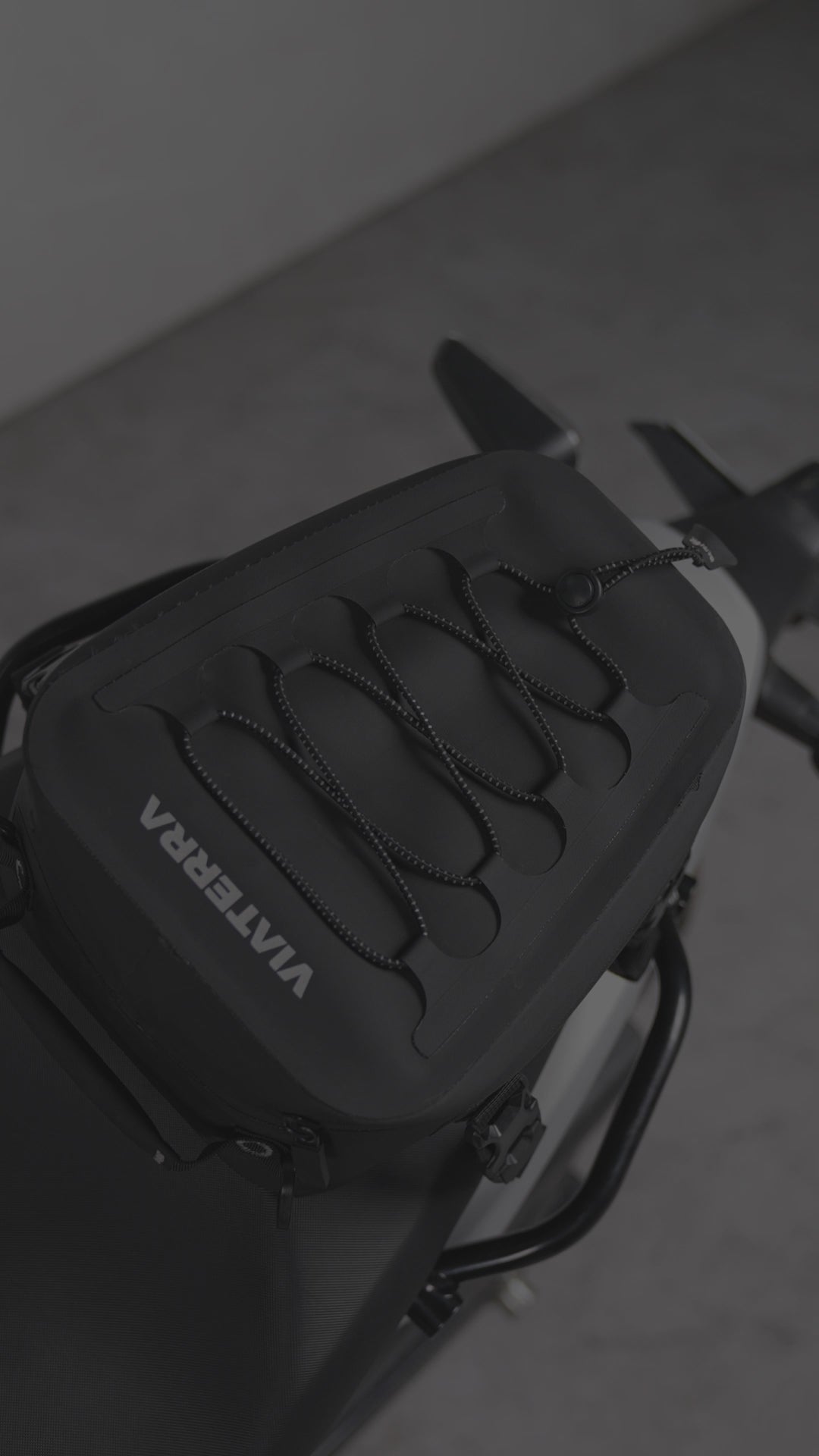 100% Waterproof Tail Bag 6L | Universal Motorcycle Luggage